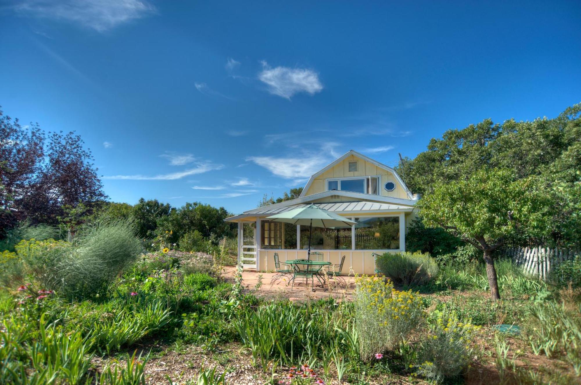 Blue Lake Ranch Bed & Breakfast Hesperus Exterior photo